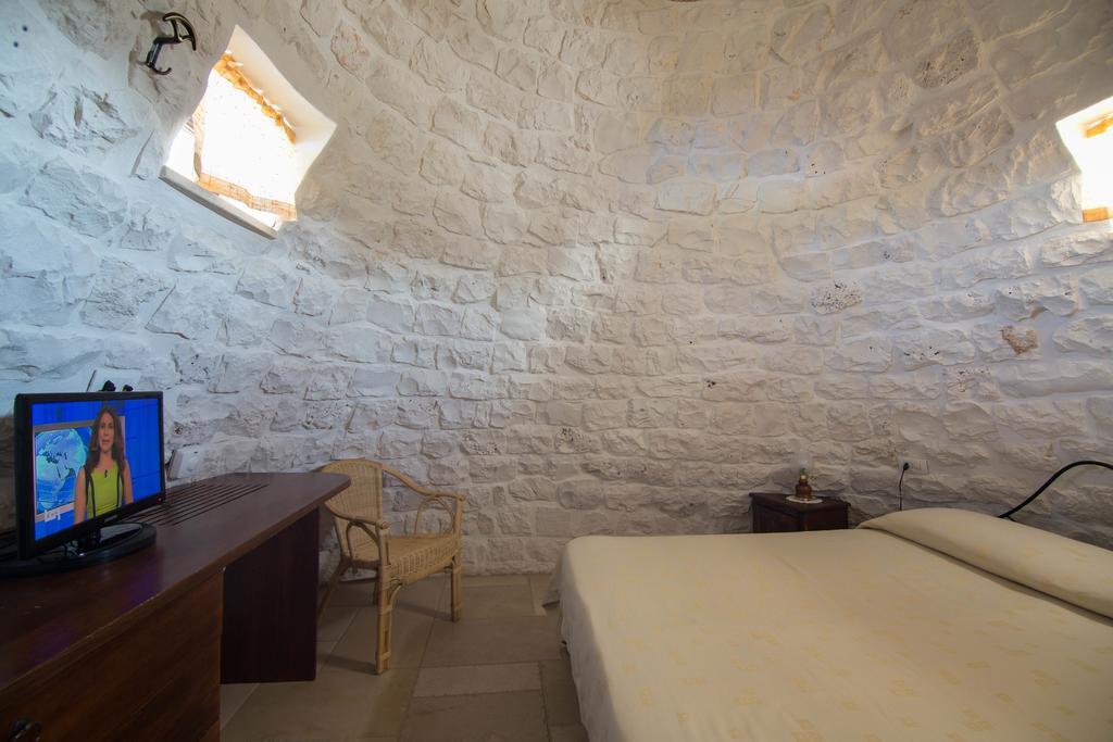 ألبيروبيللو Bed And Breakfast Trulli San Leonardo الغرفة الصورة